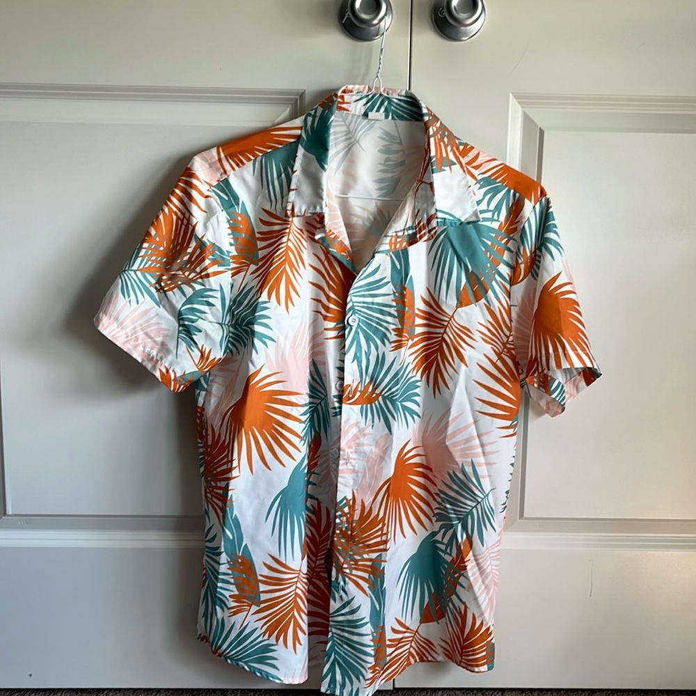MEN’S tropical shirt, large